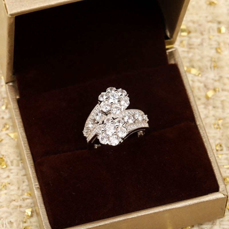 Vca Rings